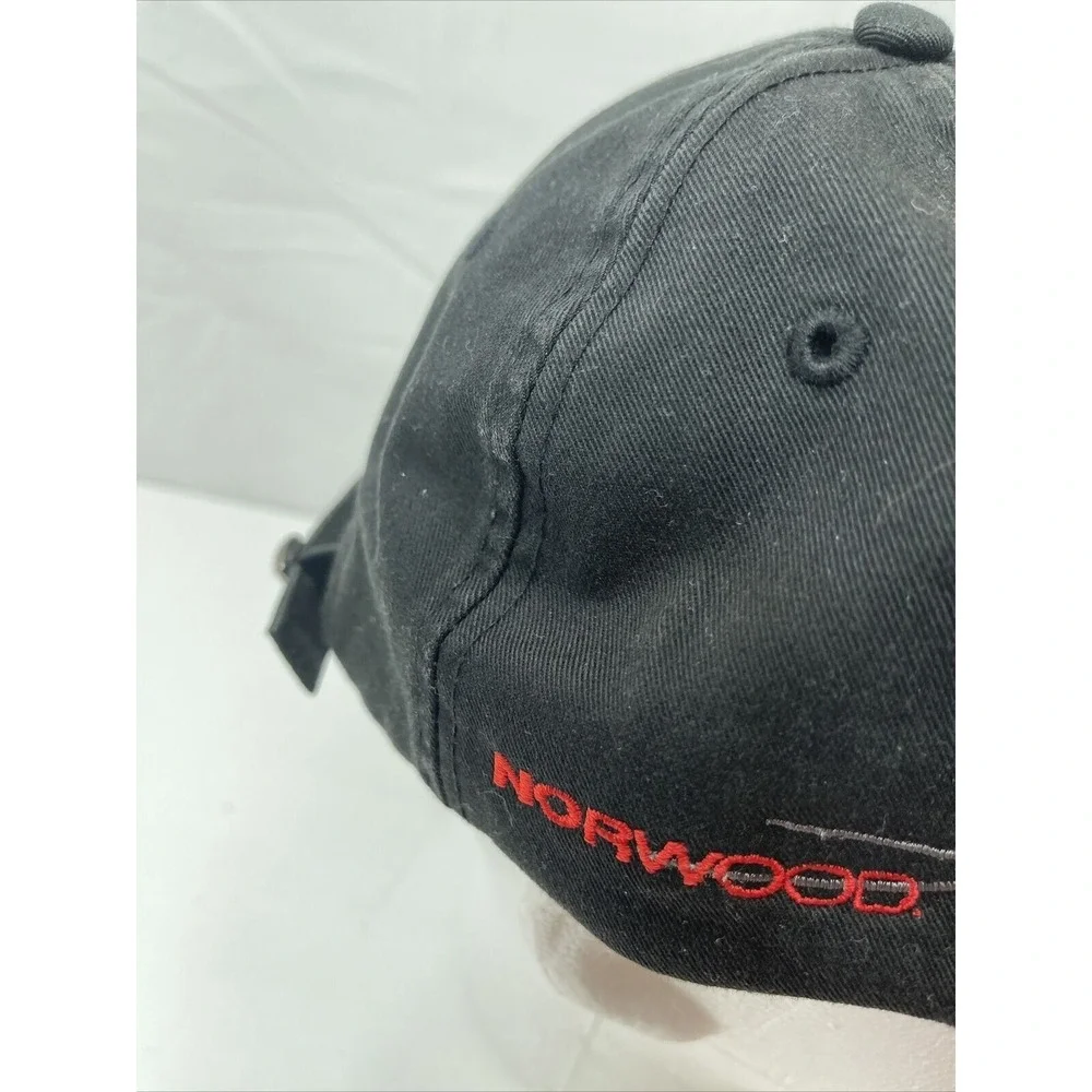 Titleist Hat Cap Norwood Strap Back‎ Black Red White lettering Mens